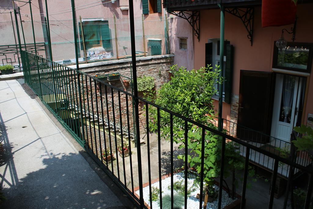 San Giacomo Apartment Venedig Zimmer foto