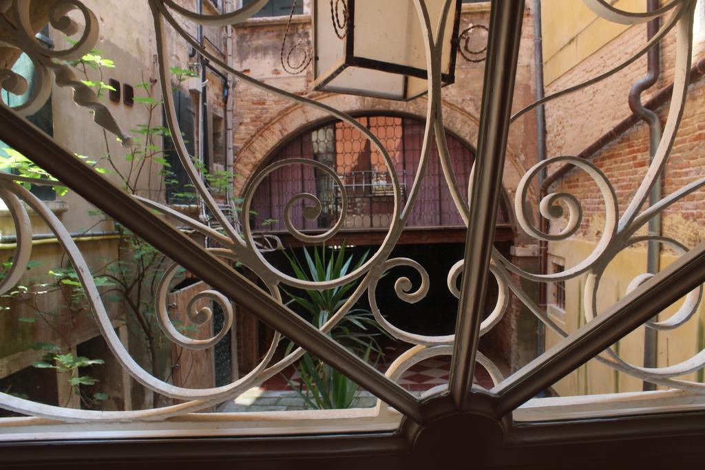San Giacomo Apartment Venedig Zimmer foto